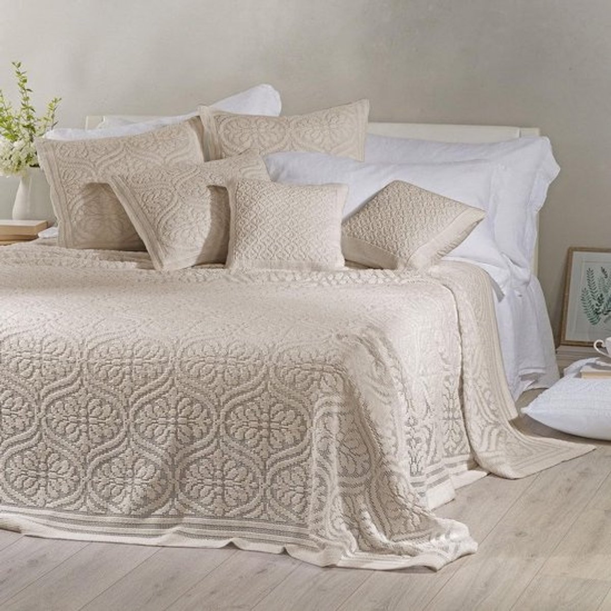Niet-gevoerde katoenen sprei voor tweepersoonsbed in naturelkleur