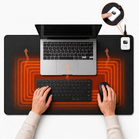Laptop, toetsenbord en muis op zwarte bureauonderlegger. Oranje pijlen geven warmte aan die opstijgt vanuit de mat.