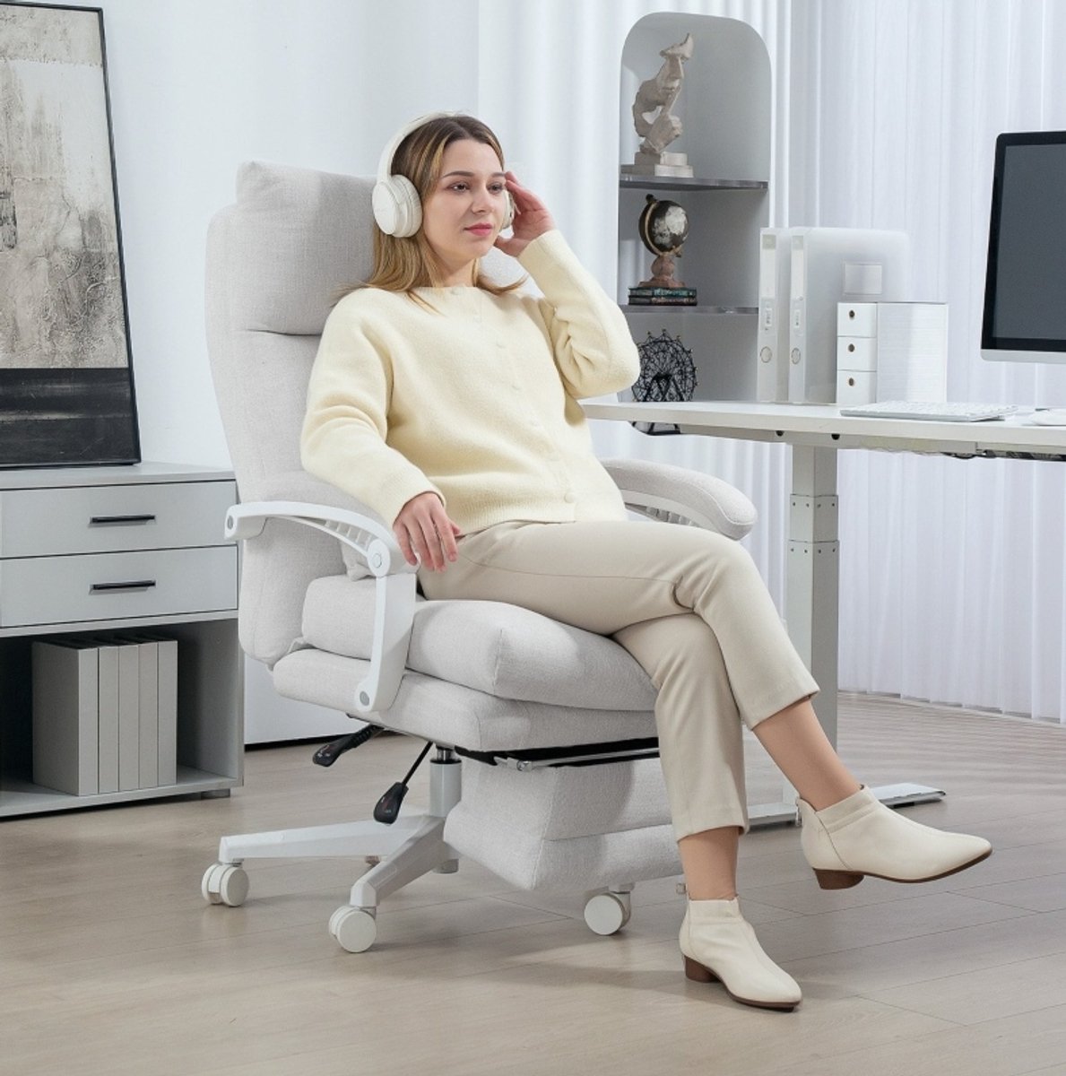 DESMIU Bureaustoel 68 x 70 x 122 cm - Ergonomisch Met Hoge Rugleuning, Lendensteun En Voetsteun - Voor Kantoor En Thuiswerk - Linnenlook Crèmewit