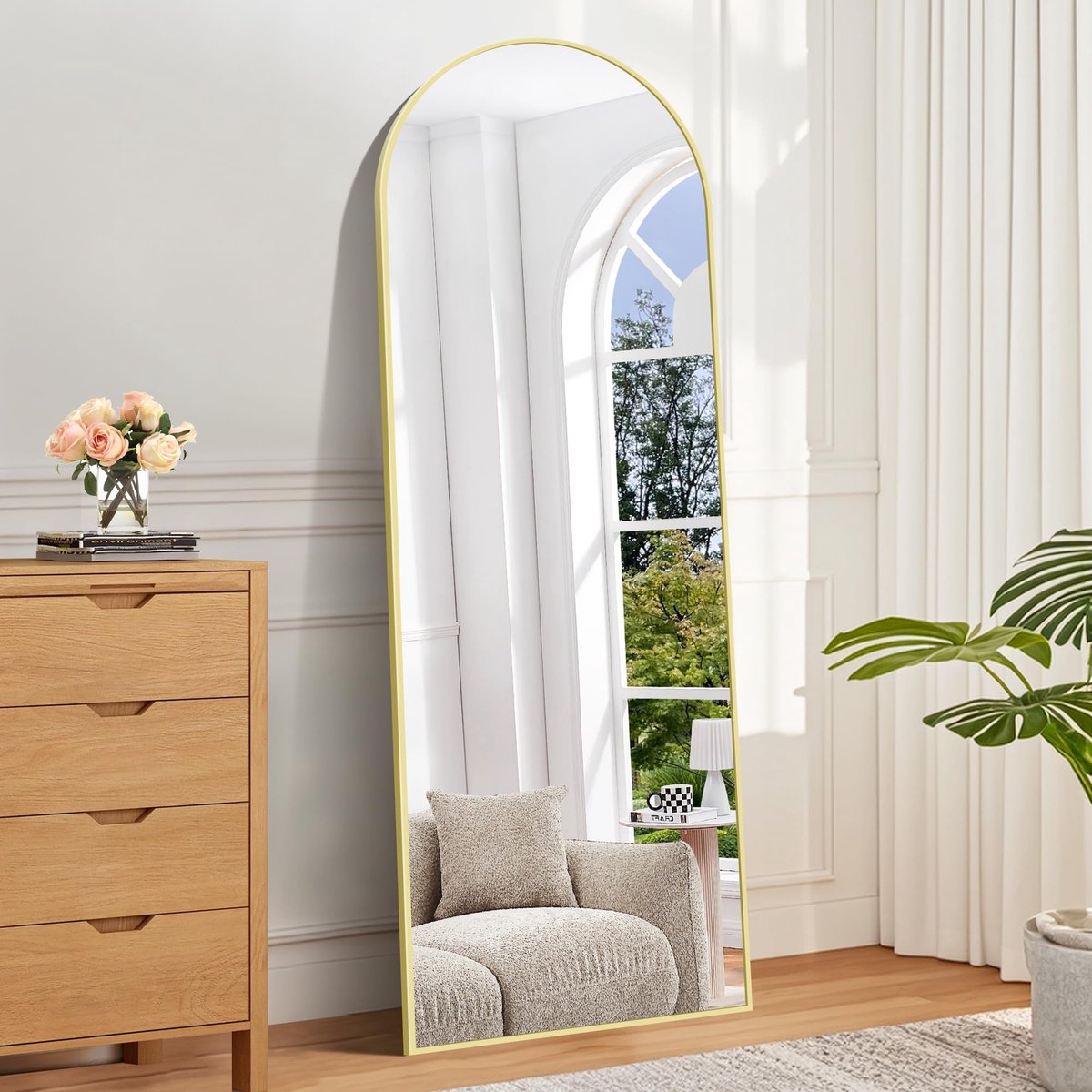 SnelShoppen - Staande Spiegel 161x52 cm, Volledige Lengte Gebogen Gouden Vloerspiegel met Stand, Grote Full-body Spiegel voor Woonkamer, Slaapkamer en