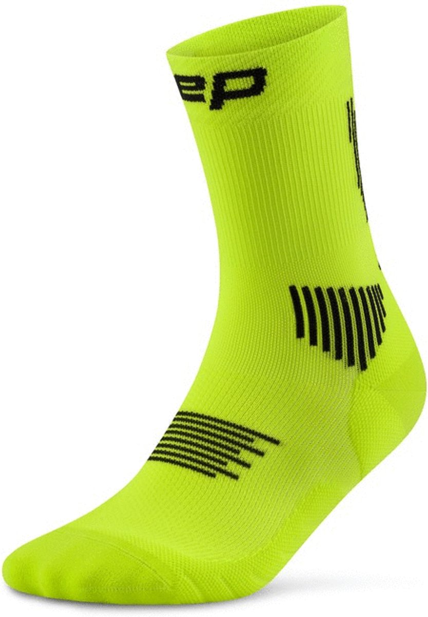CEP - Core run compressie sokken- Mid cut - Dames - Lime/black - Maat 40-43