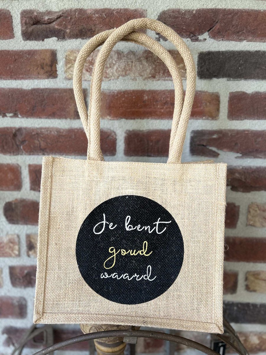 Creaties van hier - Cadeau tas - shopping bag - Jute - met de tekst Je bent goud waard