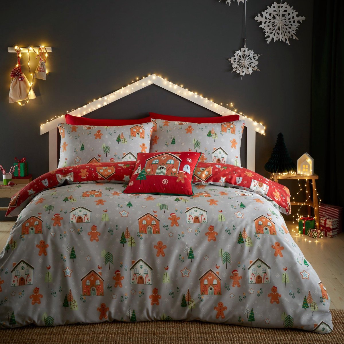SnelShoppen - Kerst Peperkoek Huis Dekbedovertrek - Tweepersoons Beddengoed 200x200cm - Omkeerbaar in 2 Kleuren - Inclusief 2 Kussenslopen - Feestelij