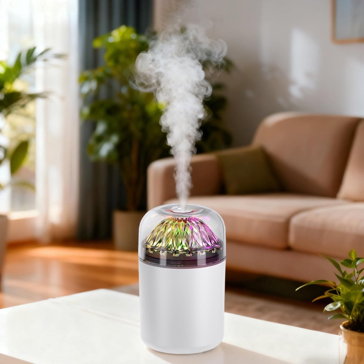 KZQ Mini Luchtbevochtiger - Auto-luchtbevochtiger - Draagbare luchtbevochtiger - 2 snelheden - Oplaadbaar via USB - Met gekleurde verlichting - Geschikt voor auto's, slaapkamers, kantoren en woningen - 6.8×6.8×11.2cm - Wit