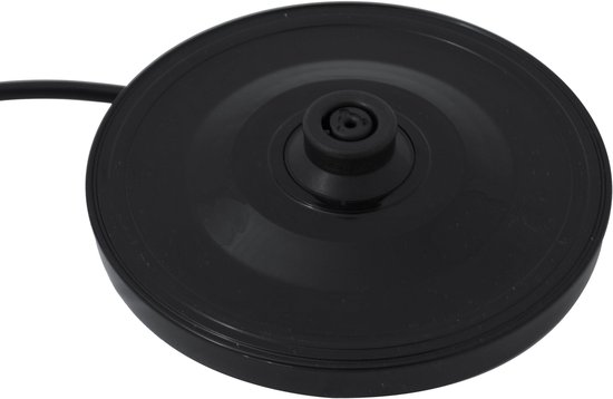 Zwarte basis van de Inventum waterkoker met de aansluiting voor het snoer.