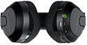 Bovenaanzicht van een zwarte gaming headset met bedieningsknoppen en Turtle Beach logo.