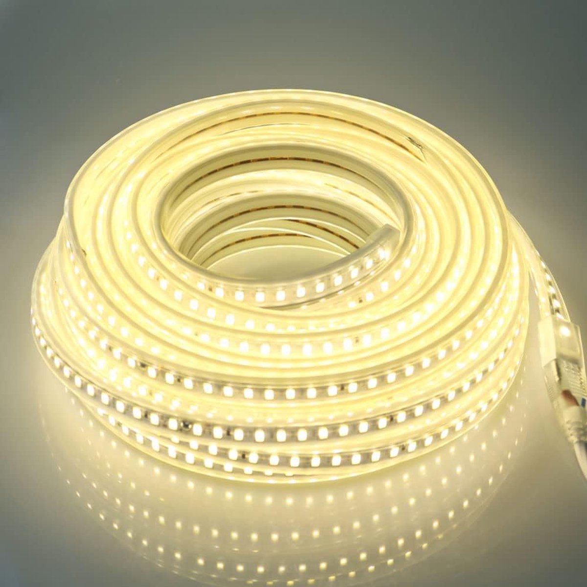 SnelShoppen - LED Strip Light 20M Wit 220V - IP67 Waterdichte LED Strips met EU Plug voor Binnen en Buiten - Perfect voor Feesten, Tuin, Keuken en Dec