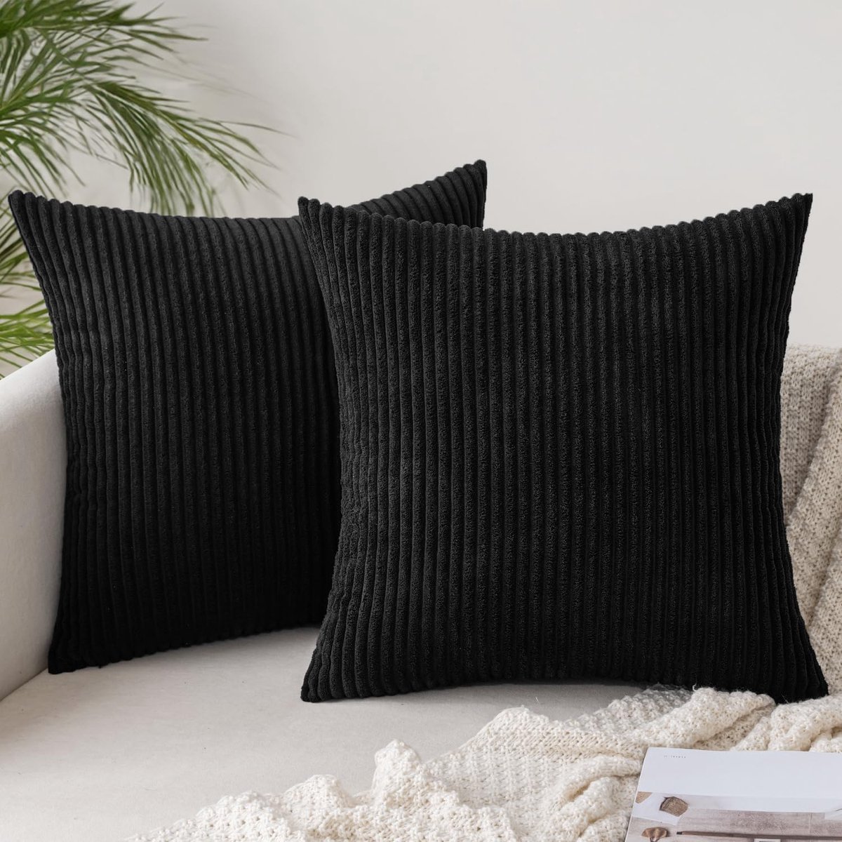 SnelShoppen - Set van 2 Corduroy Kussenhoezen 40x40 cm Zacht Decoratief voor Sofa Stoel Bed woonkamer Zwart
