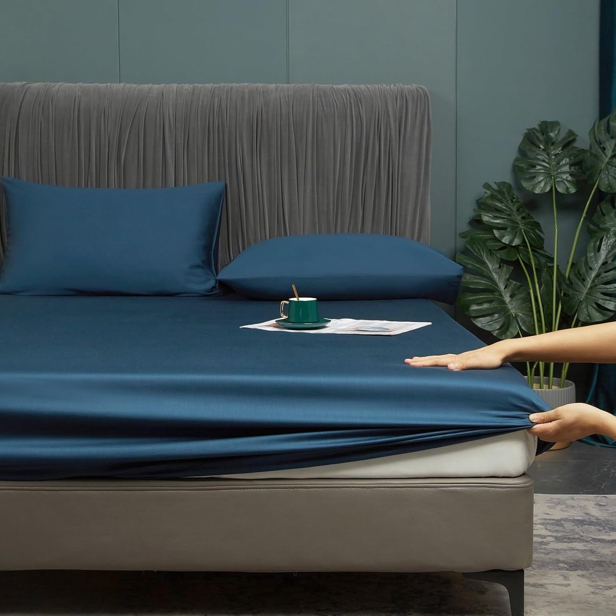 SnelShoppen - Fitted Sheet 180 x 200 cm Petroleum Blue - Koelende, Ademend, Antiallergisch, Geschikt voor Hoge Matras tot 30 cm - 100% Natuurlijk Bamb