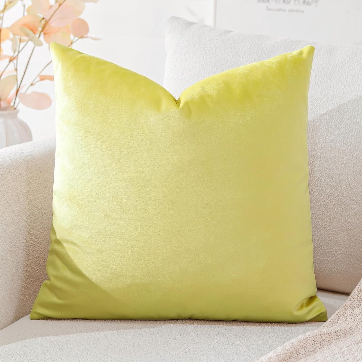 SnelShoppen - Luxe Velvet Kussenhoezen 40x40cm - Super Zacht Decoratief Kussen voor Bank, Slaapkamer, Auto - Lemon Geel - 16x16 Inch