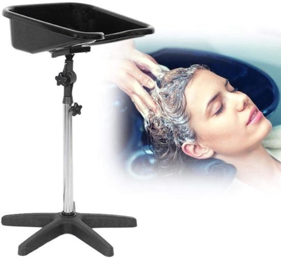 Bassin de lavage de cheveux noir sur un support métallique réglable, à côté d'une femme se faisant laver les cheveux.