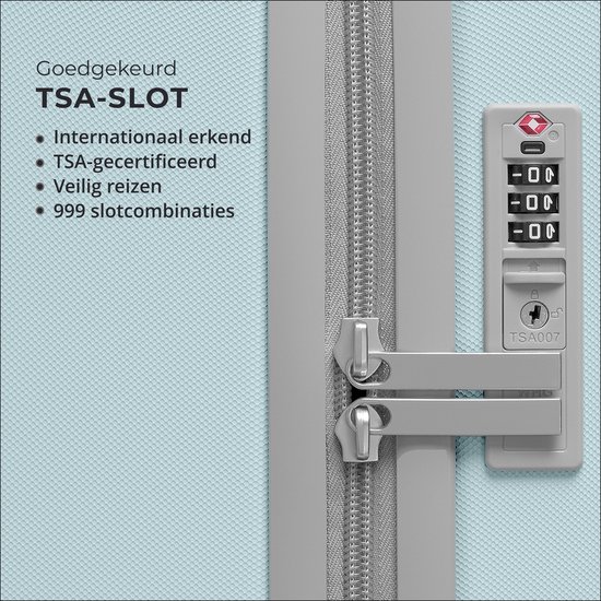 Close-up van het goedgekeurde TSA-slot en de ritssluiting van een lichtblauwe koffer.