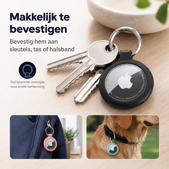 Zwarte AirTag-sleutelhanger aan een tros sleutels, een roze AirTag aan een tas en een mintgroene AirTag aan een hondenband.