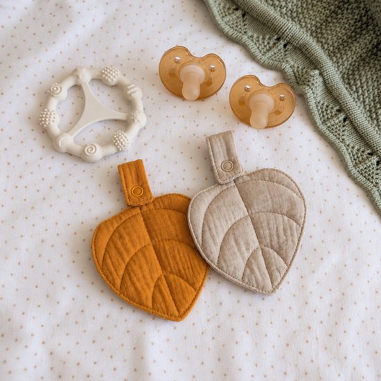 MijnNami Bonding Set Natural - 2 Bonding Leafs, 2 Spenen & Montessori Bijtring - Voor Speen, Speenkoord & Bijtring van MijnNami — afbeelding 2