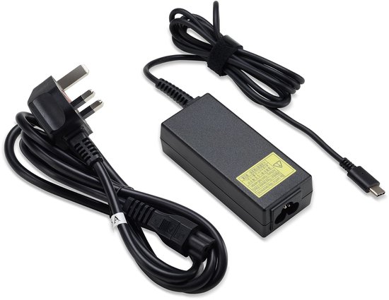 Chargeur Acer noir 65W USB-C pour ordinateur portable avec un long câble et une prise Type G.