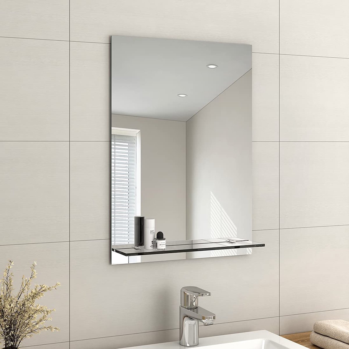 SnelShoppen - Frameloze Spiegel met Plank - Rechthoekige Muur Scheerspiegel 50 x 70 cm - Kleine Badkamer Make-up Spiegel met Opslagruimte - Modern Des
