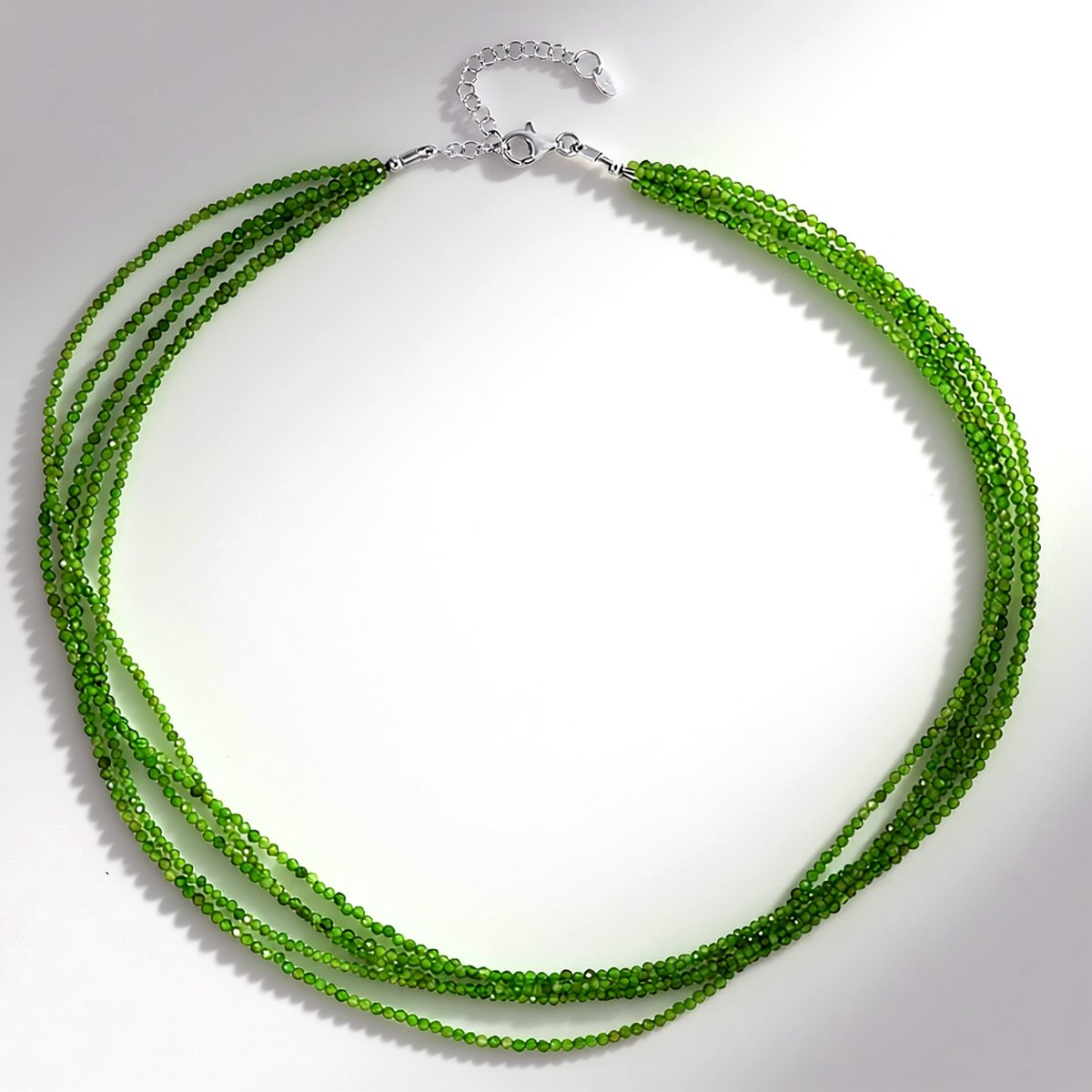 Cavill - Russische Diopsied Halsketting 61,95 ct - 925 Sterling Zilver Gerhodineerd - Verstelbaar - Facetgroene Kralen Cascaderend