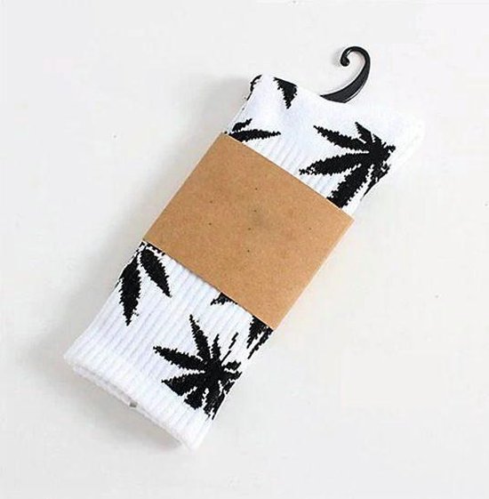 3 Paar Wiet sokken - Enkel sokken - Cannabis sokken - Hemp Leaf Socks - Skate sokken - Rasta sokken – Hennep sokken – Wietsokken - Wiet Grinder - Sokken - Feest Sokken - 3 Paar Wit/Zwart