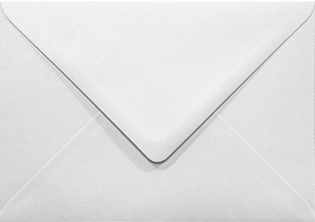 100 witte enveloppen B6 125x175mm 120g Aster Laid White elegant geribbelde met puntflap natlijm voor uitnodigingen wenskaarten
