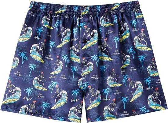 Donkerblauwe satijnen boxershort met een all-over print van skeletten op surfplanken, palmbomen en "Ride the wave".