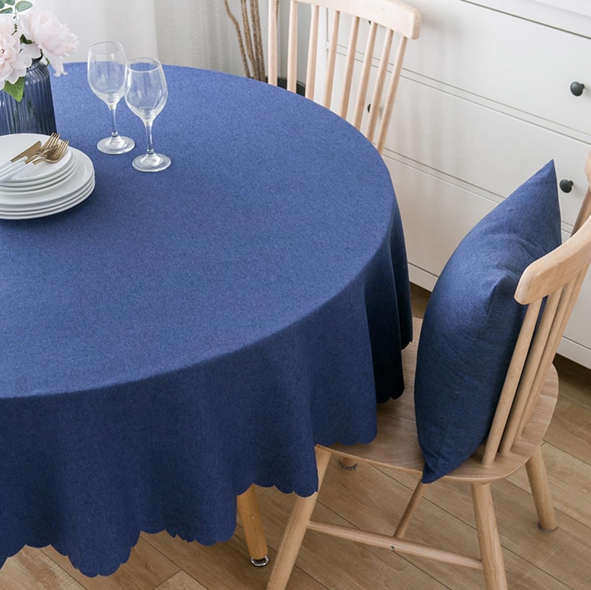 tafelkleed van katoen en linnen, vuilafstotend, geschikt voor eettafels, salontafels, balkons en tuinen, Donker Blauw, diameter 100 cm