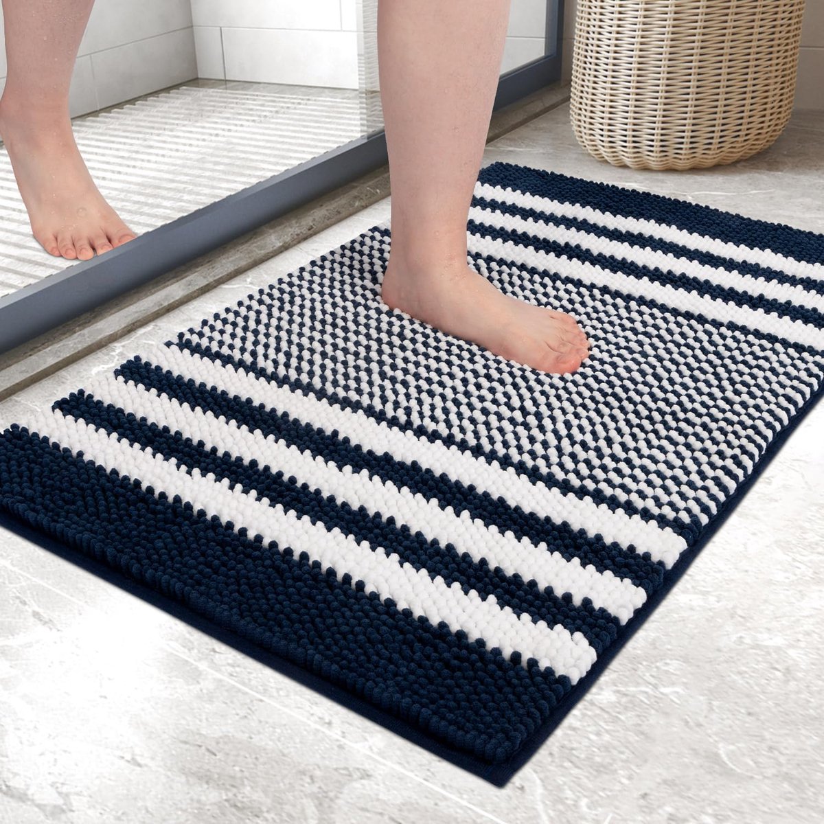 Badmat, extra zacht badkamertapijt, pluizig gestreepte chenille, antislip shaggy badmat voor badkamer, machinewasbaar (40 x 60 cm, zwart)