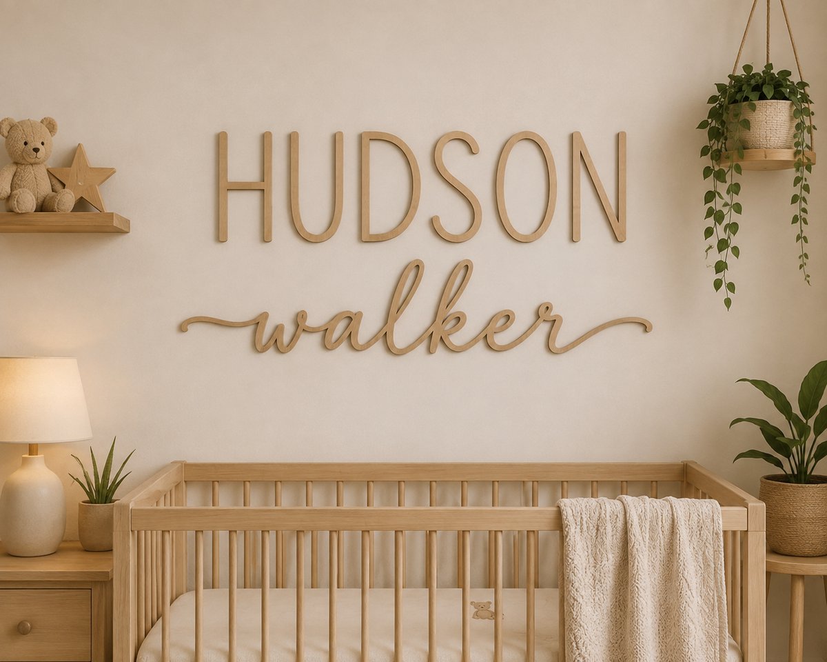 Gepersonaliseerde Houten Naam Muurdecoratie Babykamer – 60 x 40 cm – Voornaam & Achternaam – 5 mm Multiplex – Natuurlijk Hout/ baby