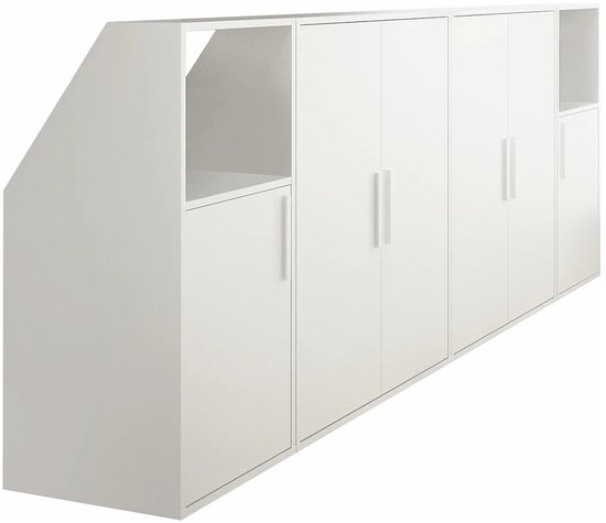 Modulaire witte opbergkast met schuine zijde, meerdere deuren en open vakken.