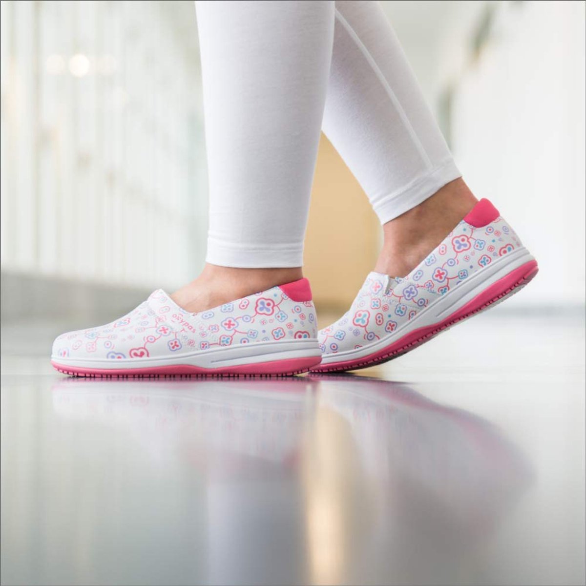 SnelShoppen - Veiligheidsschoenen Dames Wit 37 EU - Oxypas Suzy - Comfortabele Antislip Schoenen voor Werk, Keuken en Industrie