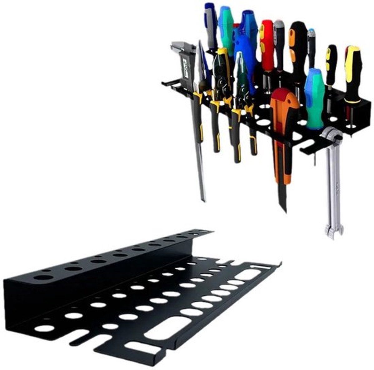 Aan de muur te bevestigen metalen gereedschapsrek voor schroevendraaiers, hamers en punttangetjes.