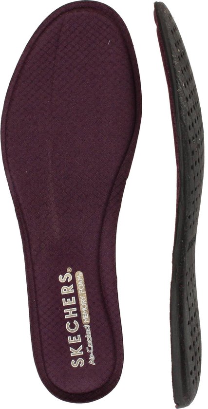 Paarse Skechers inlegzolen met 'Air-Cooled Memory Foam' opdruk.