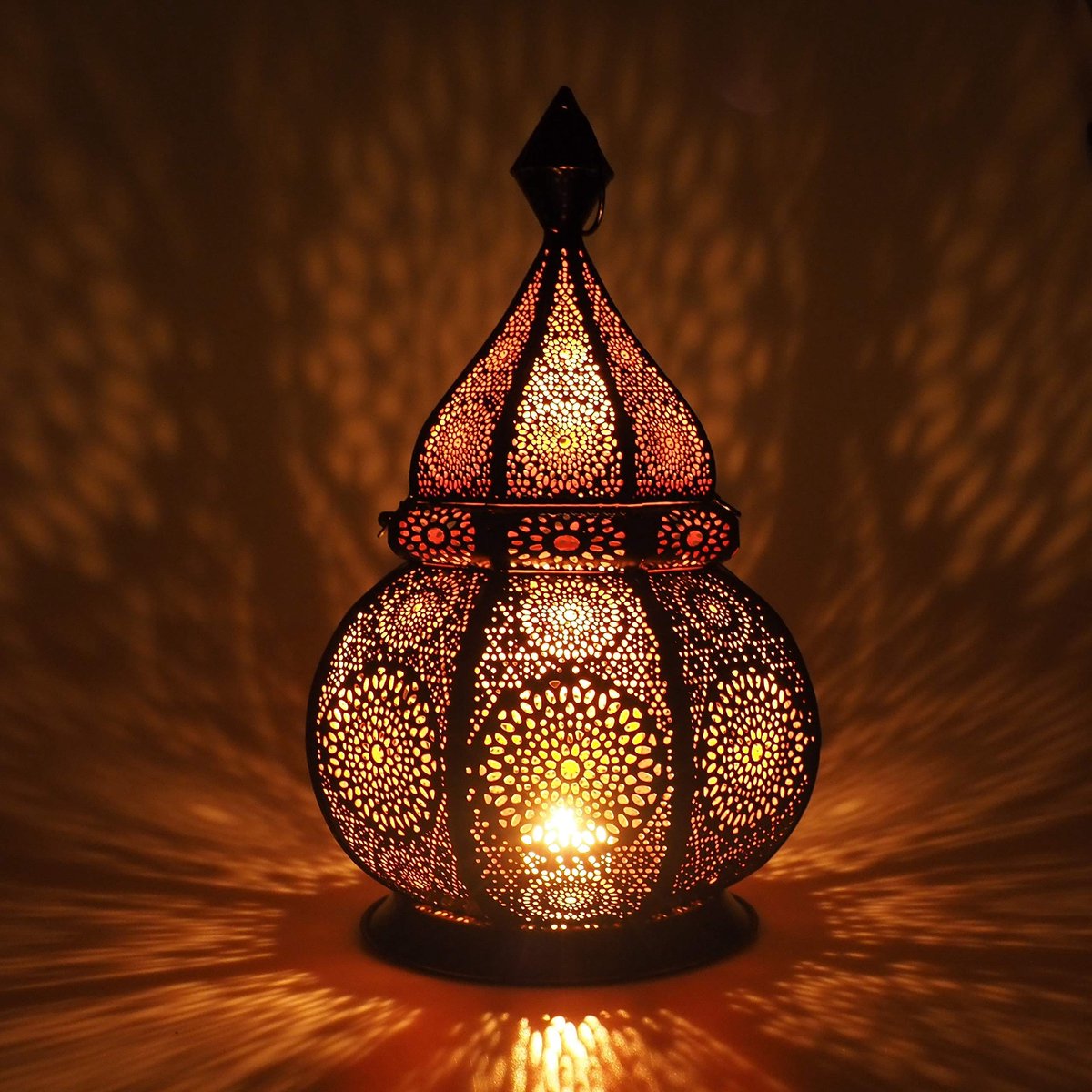Famanu – Handgemaakte Marokkaanse lantaarn van metaal, 36 cm, sfeervolle decoratie