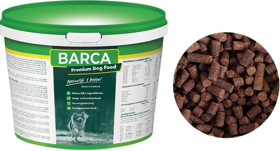 Groene emmer met Barca Premium Hondenvoer, met afbeelding van een rennende hond en een close-up van de brokken.