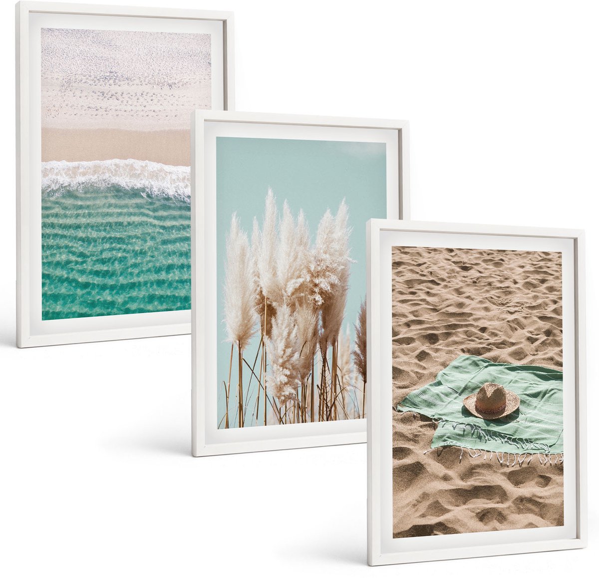 Tulup 3-Delige Schilderij Set - Strandgolven Gras Hoed Zand Ontspanning Natuur - 40x60 - Muurdecoratie - Schilderijen Set - Woonkamer