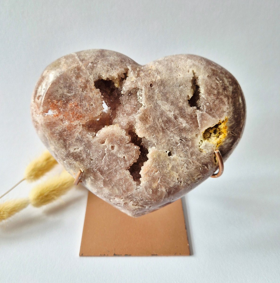 XL Edelsteen Druzy Pink Amethyst Hart – Hoge Kwaliteit ±574g | incl. metalen standaard | uniek stuk Roze Amethist