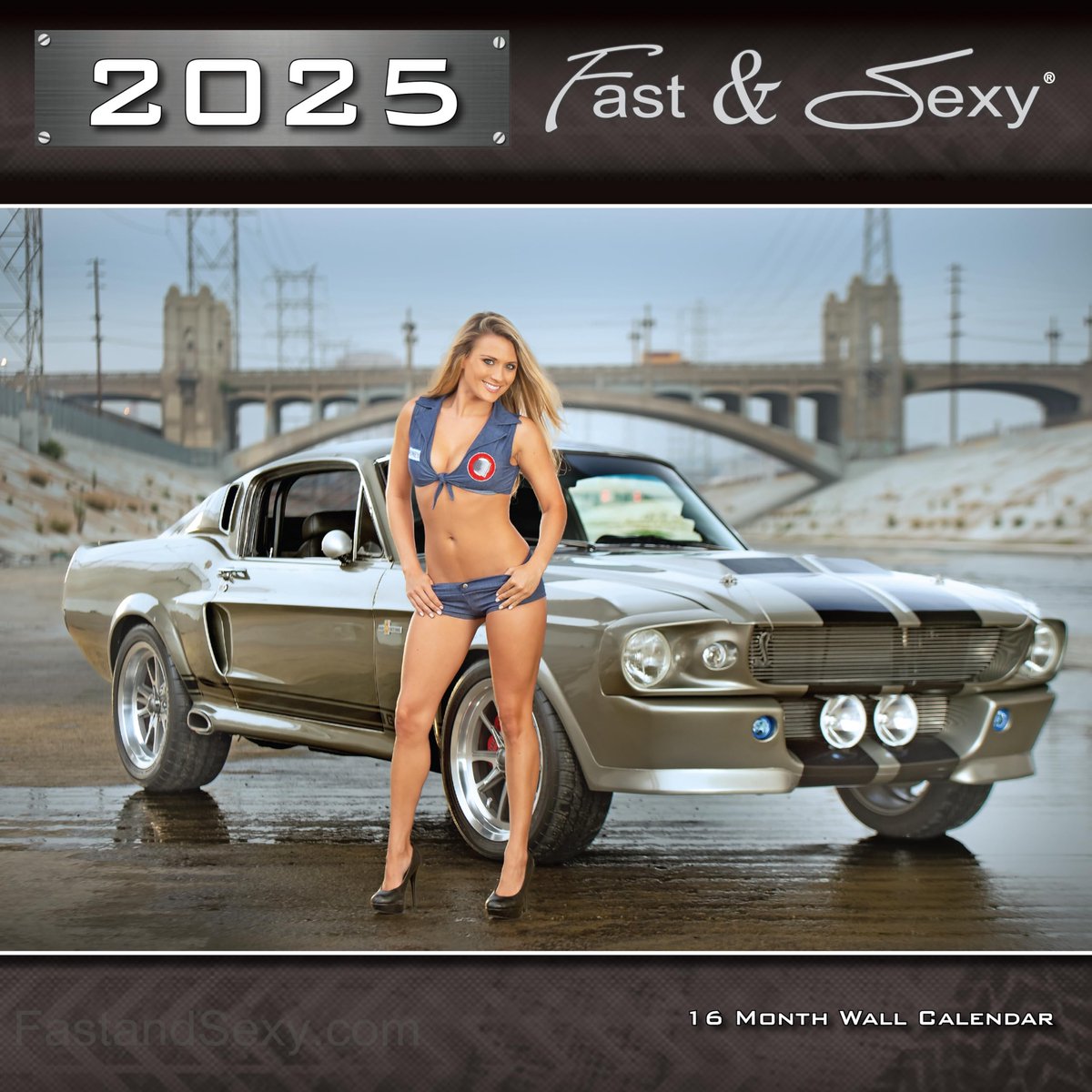 SnelShoppen - 2025 Wandkalender Fast & Sexy Auto's en Vrouwen 30,5 x 30,5 cm - Heerlijke Vrouwen met Geweldige Auto's - Sportwagens, Muscle Cars, Klas