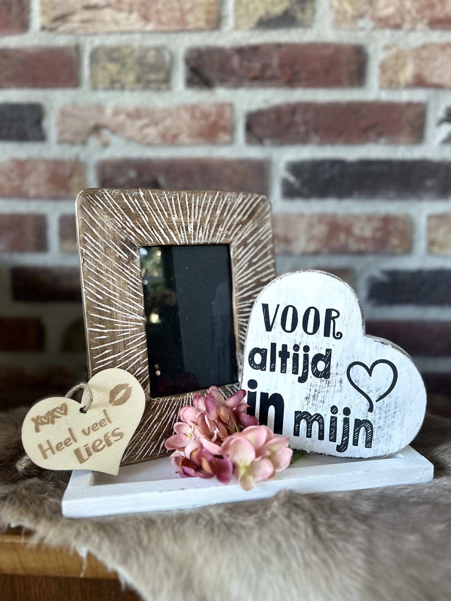 Creaties van hier – Cadeau pakket fotolijstje Voor altijd in mijn hart white - dienblaadje wit - bloem – Fotolijstje - teksthart voor altidj in mijn hart wit - met houten hartje