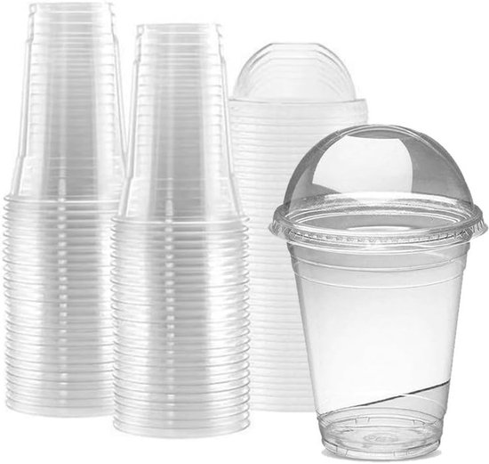 Stapel doorzichtige plastic bekers met dome deksels, 350 ml.
