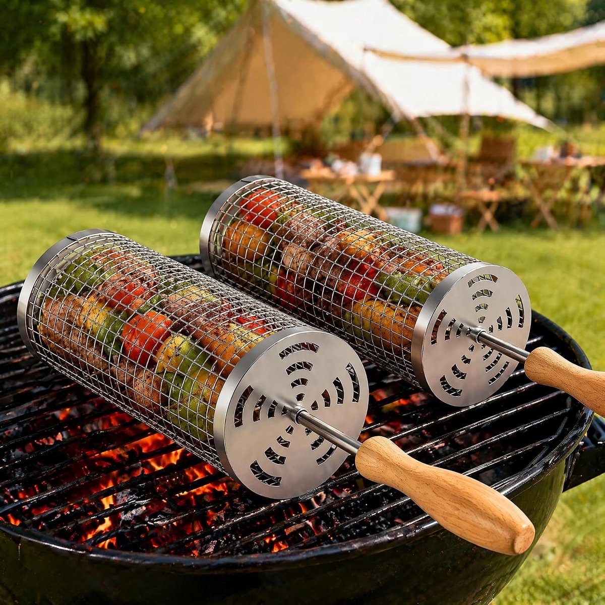 Grillmand set van roestvrij staal voor buitengebruik, ideaal voor groenten en kleine stukken vlees, met afneembare houten handgreep en perfect voor BBQ en kamperen