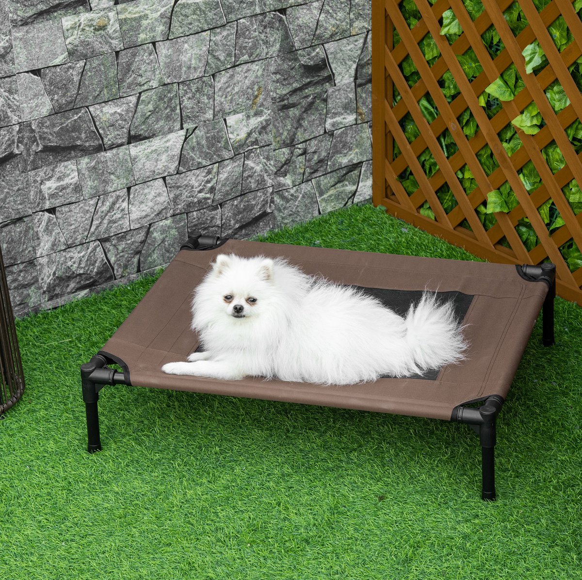 REDOM - Verhoogd hondenbed - Ademende mesh ligmat - Met vier poten en stalen frame - Voor binnen en buiten - Oxford stof - Bruin - 76 x 61 x 18 cm