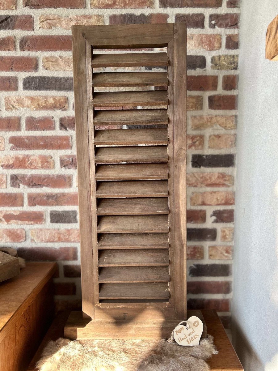Creaties van hier – met houten hartje - Luik L op voet - 85x40x8 cm
