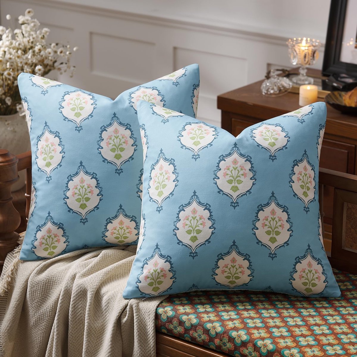 Omgoods - Set van 2 Blauwe Decoratieve Kussenslopen 45 x 45 cm