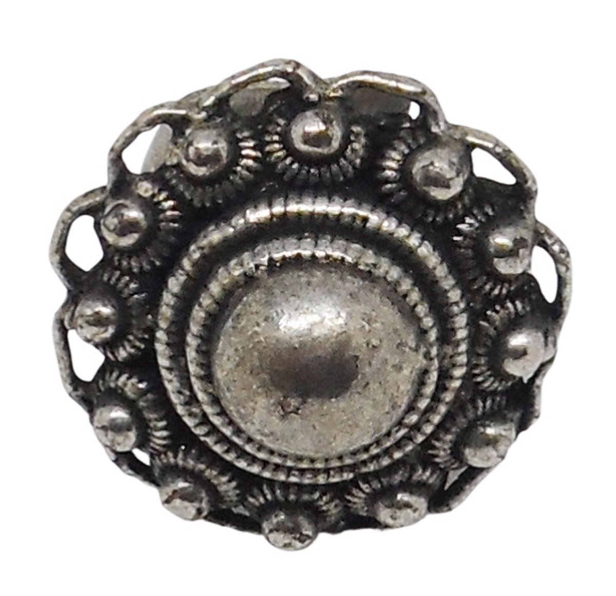Zeeuws Meisje - Zeeuwse knop ring verzilverd,tamelijk groot oogjesrand, een maat, buigzaam
