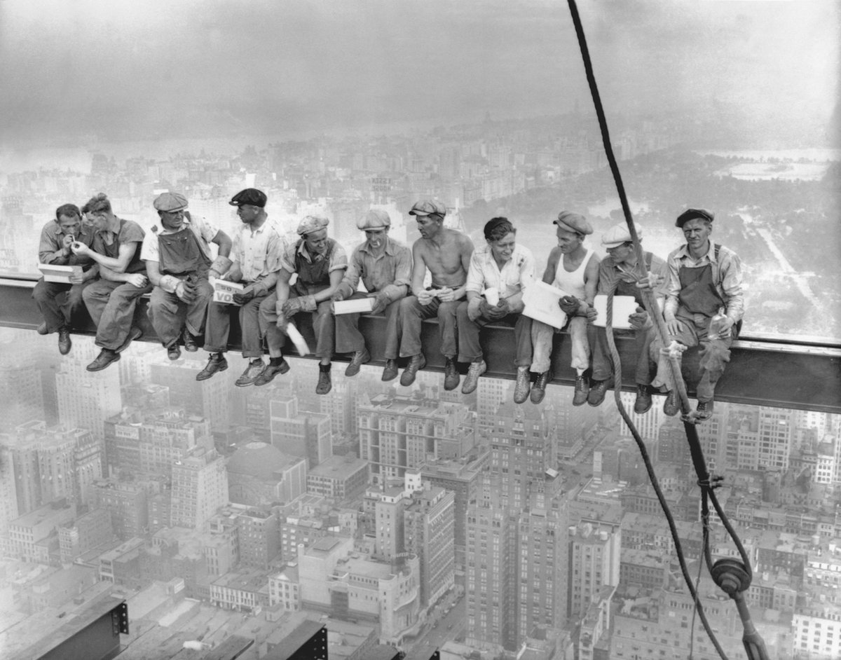 Esque Poster Lunch atop a Skyscraper - New York City - Large on 50x70 cm - Vintage Losse Poster