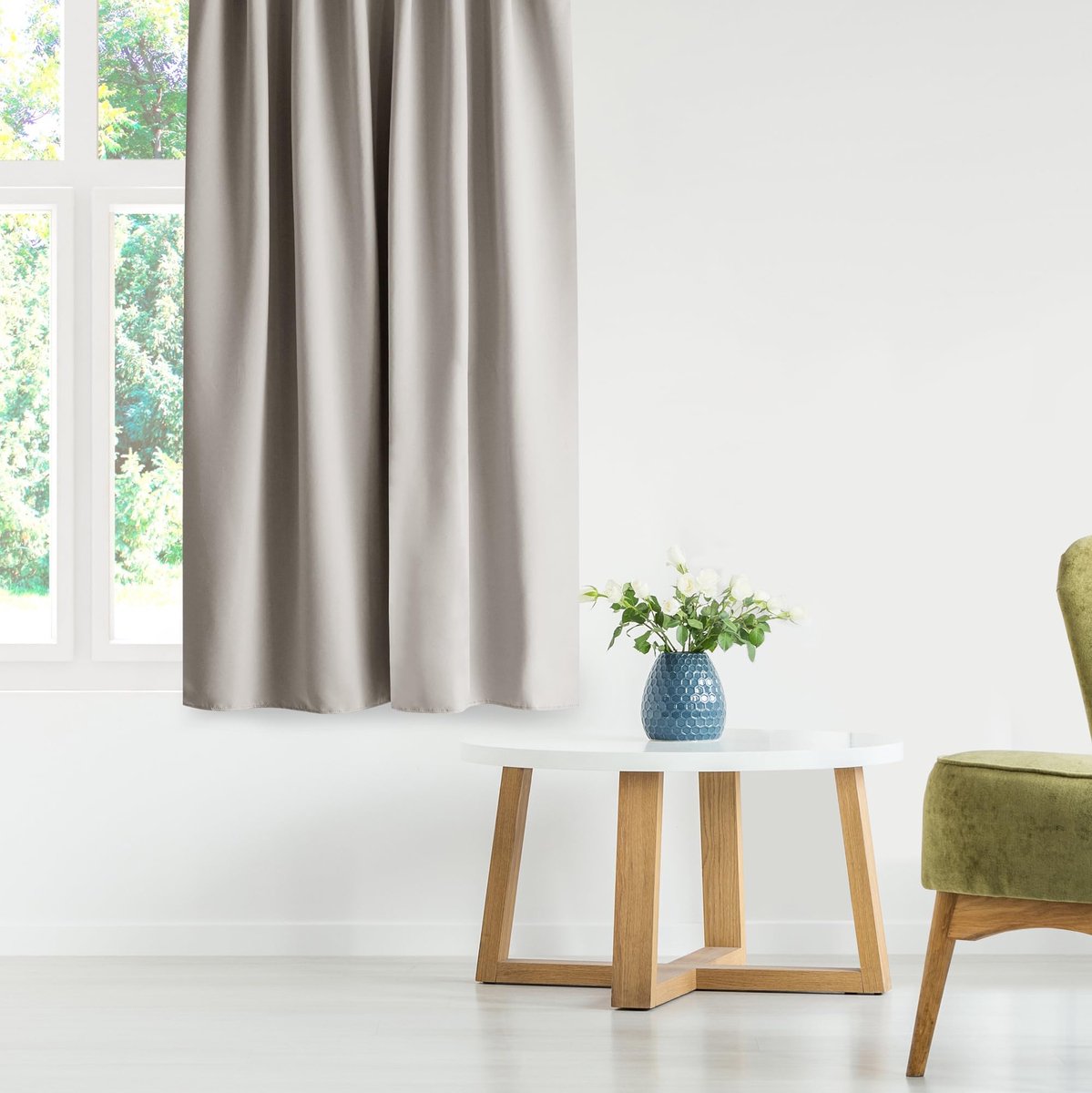 SnelShoppen - Blackout Gordijn 140 x 175 cm Lichtbeige Oogjesgordijn Verduisteringsgordijn Ondoorzichtig Raamdecoratie Decoratief Gordijn voor Woonkam