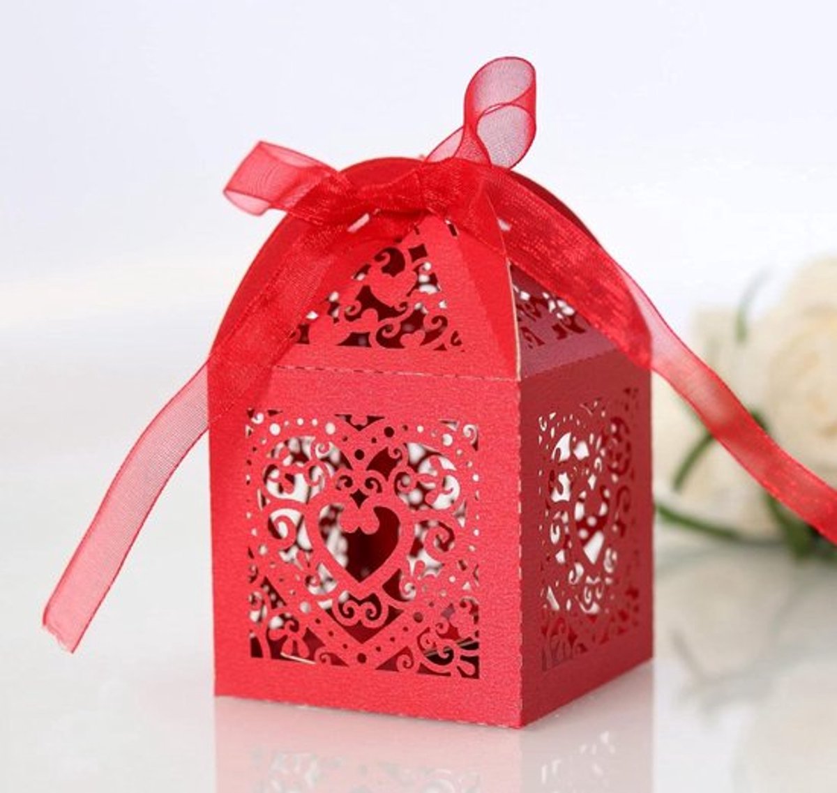 - Geschenkdozen voor Liefdesgeschenkdozen - Bonbonbonnièredoos - Rood - Gastgeschenk Vouwdoos - Bruiloft Doop Verjaardag - Feest Tafeldecoratie - Bruidspaar Geschenkverpakking - Geschikt voor diverse gelegenheden - Rood A