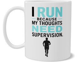 Mok met Witty Hardloop Quote I Run Because My Thoughts Need Supervision Sport Humor Koffiemok Hardloper Silhouet Dubbelzijdig Bedrukt