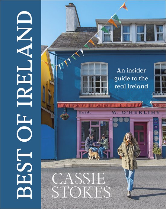 Boek 'Best of Ireland' met een blauw gebouw en 'M. O'Herlihy' in roze letters. Cassie Stokes staat vooraan.