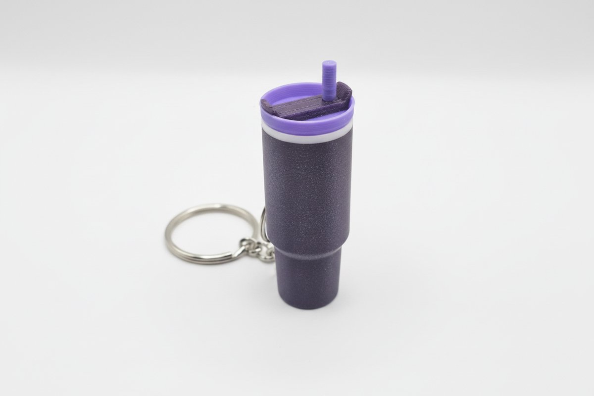 Tumbler-Style Keychain Container – 3D Printed EDC Accessory