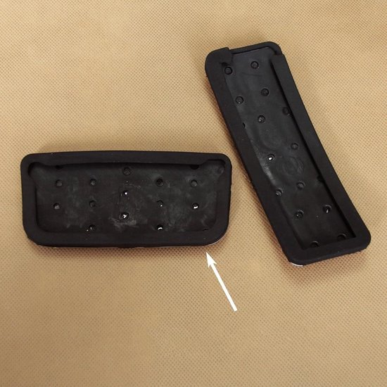 Pedaalhoezen Auto - Rem Gaspedaal Covers - Verbeter Rijervaring - Directe Installatie - 1 Set - Zilver — afbeelding 2